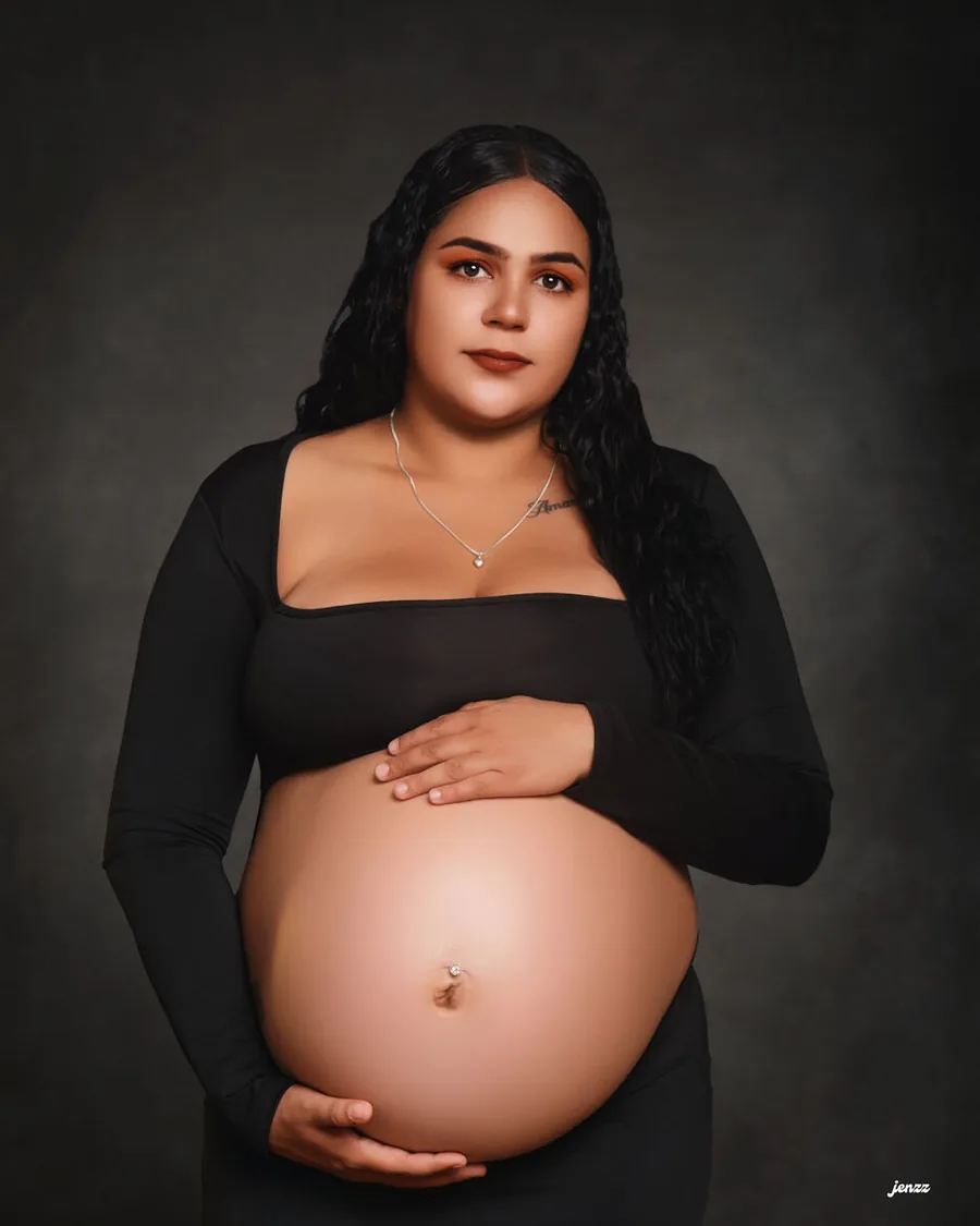 Sesión de fotos de embarazo en Jenzz Studios